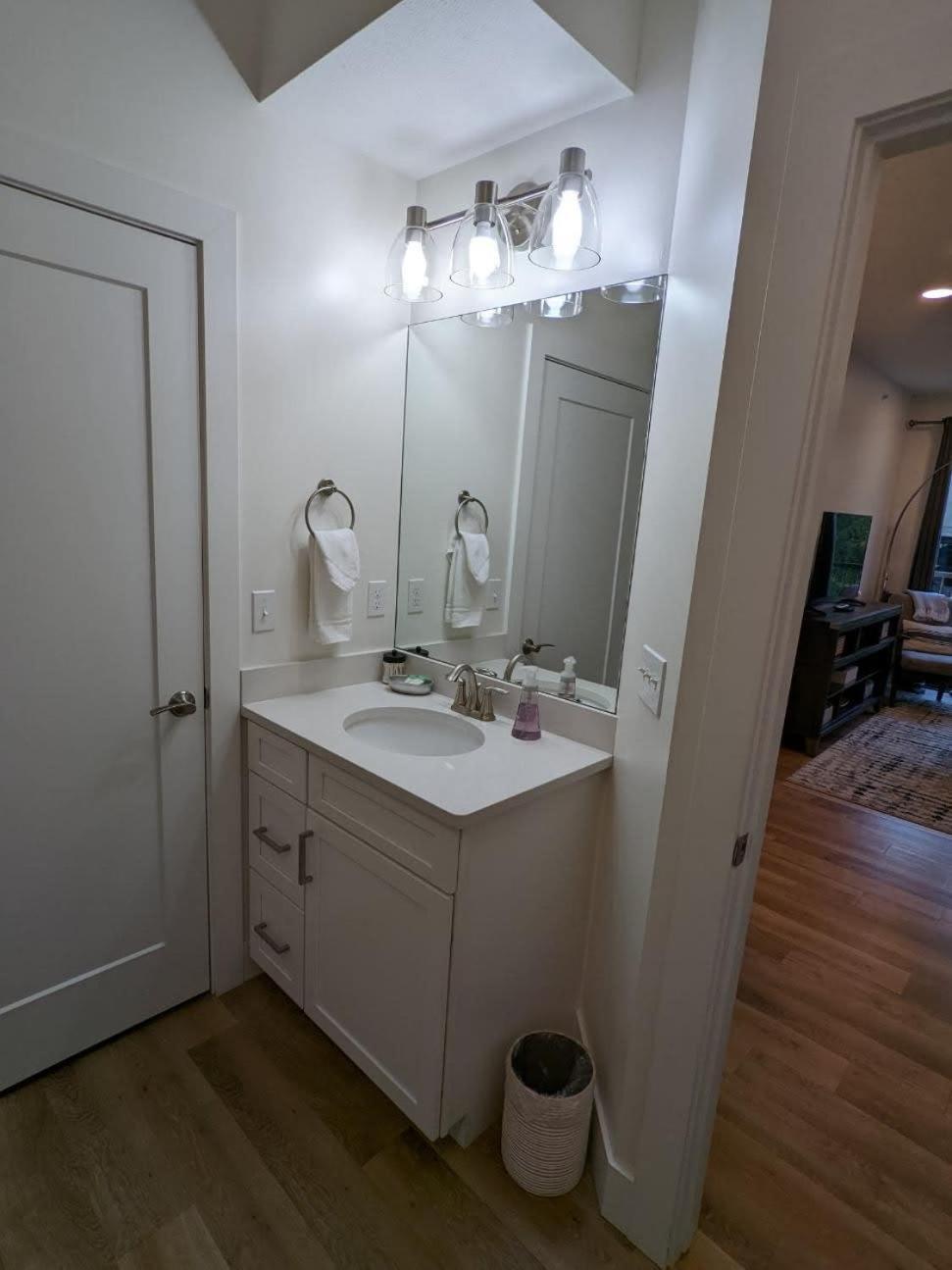 Location Location - Capri Condo 212 Traverse City Esterno foto